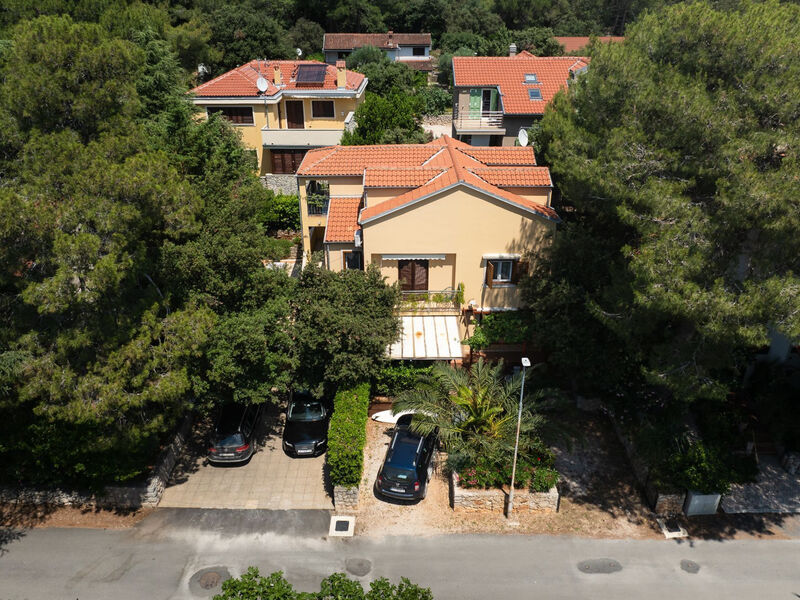 Apartmány 1355-7610