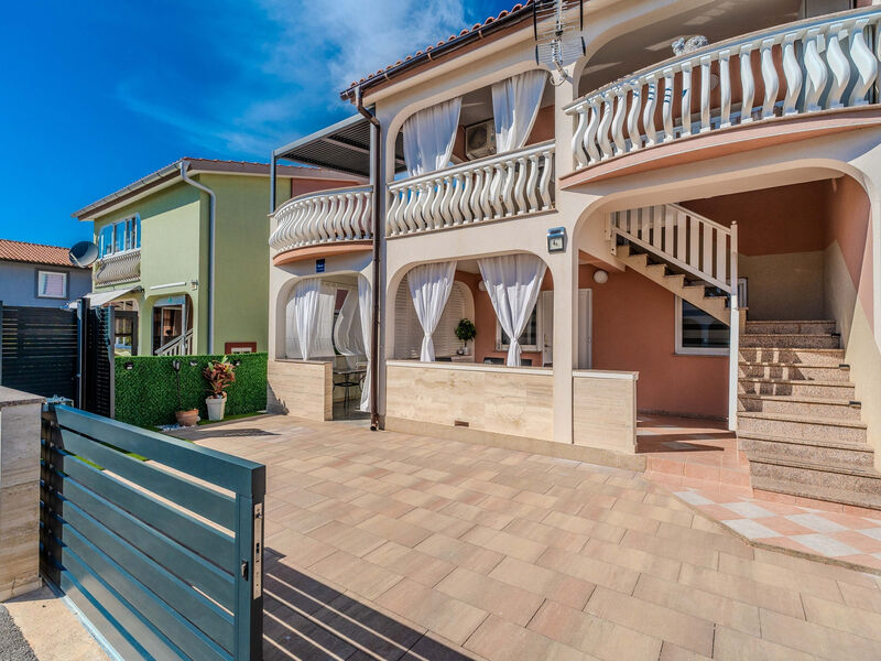 Apartmány 3298N-8296