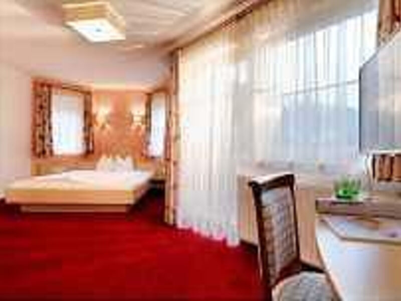 Posthotel Strengen