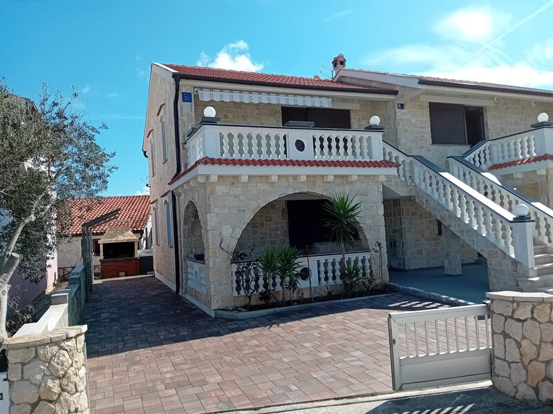 Apartmány 3298N-8403