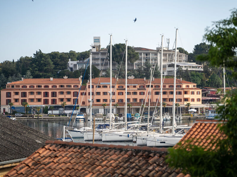 Apartmány 1355-7981