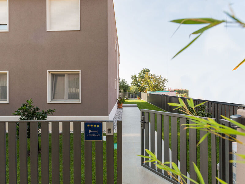 Apartmány 1355-7987