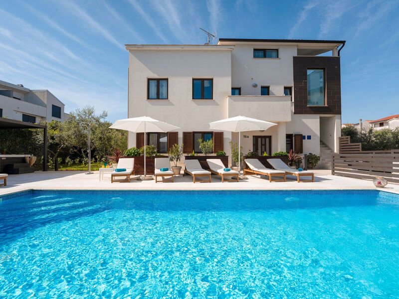 Apartmány 1355-7998