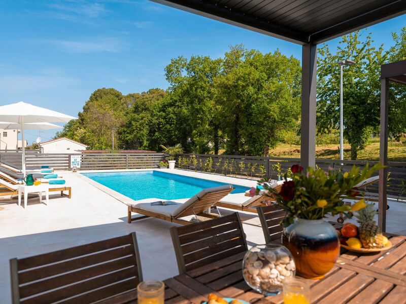 Apartmány 1355-8000
