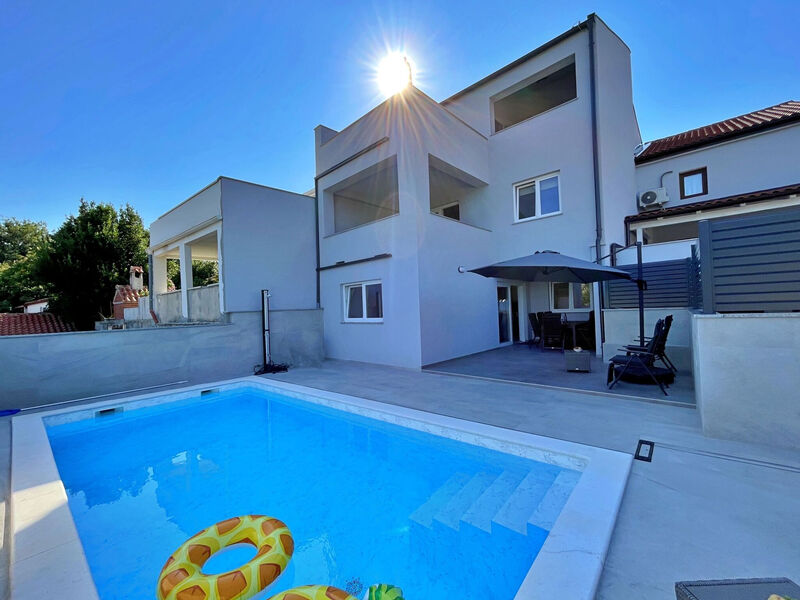 Apartmány 1355-8057