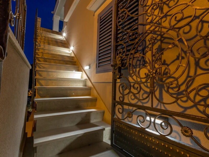 Apartmány 3298N-8530