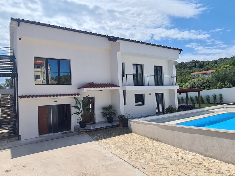 Apartmány 3298N-8577