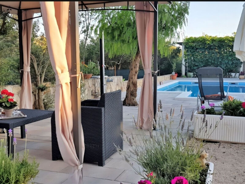 Apartmány Arbun