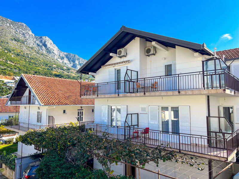 Apartmány Adna
