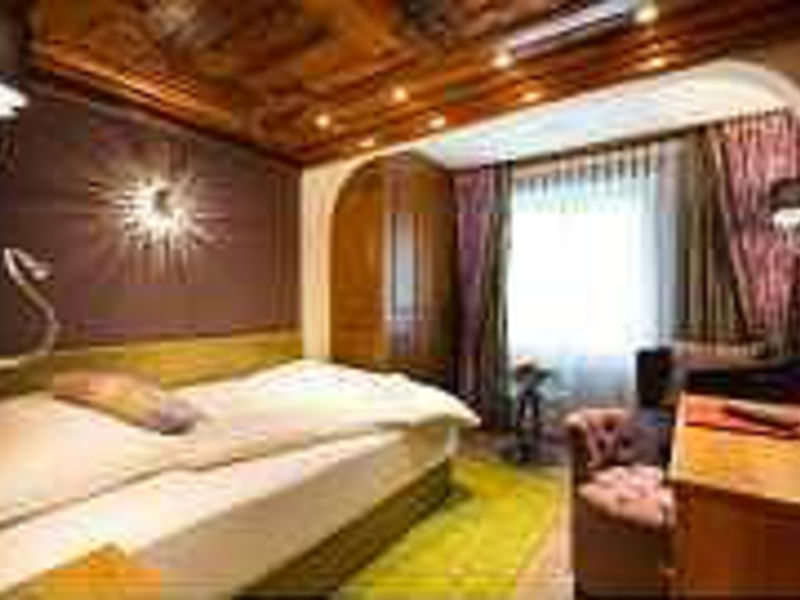 Hotel Alex