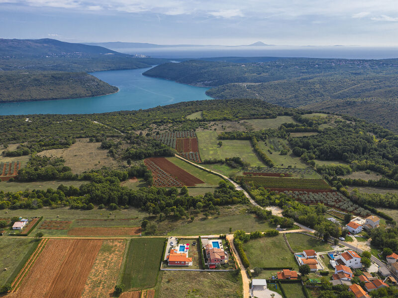 Vila 1318-809