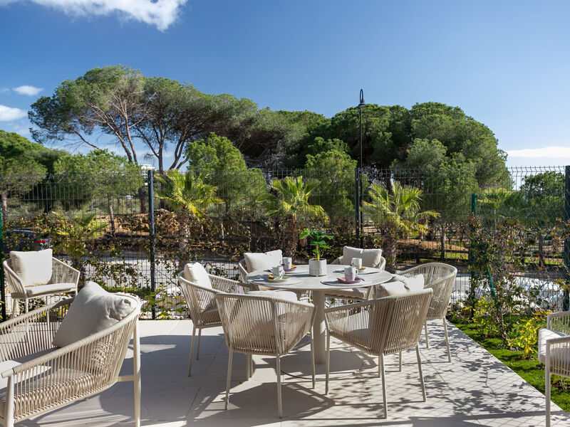 Cala Serena Village