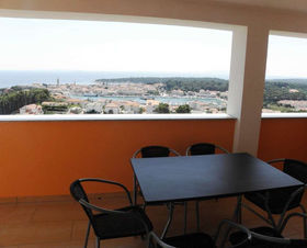 Vila 1321-245