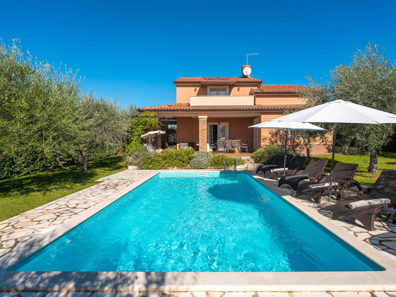 Casa Clara