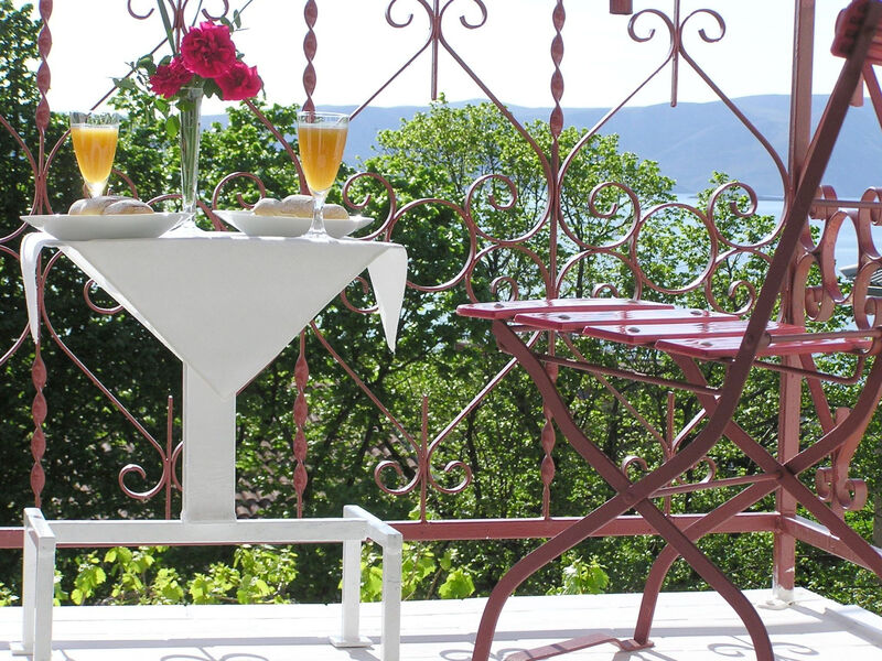 Holiday House Jure