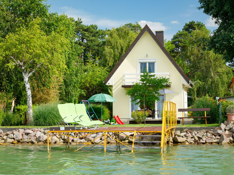 Balaton H2083