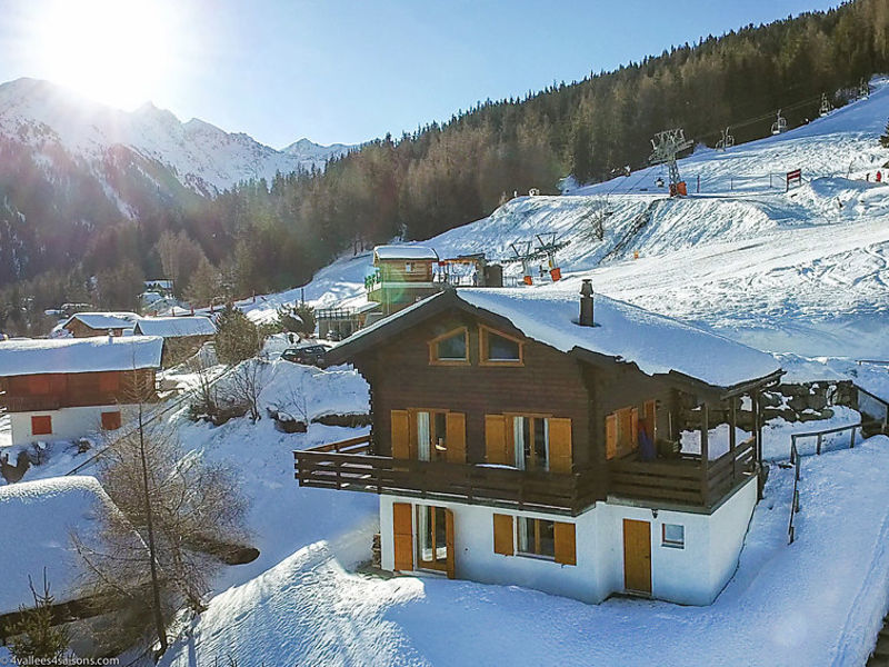The Chalet On The Piste