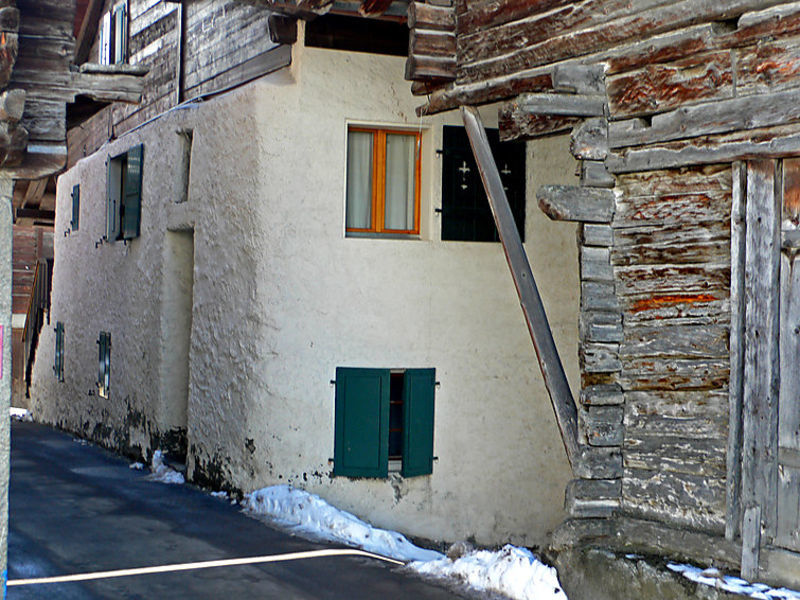 Les Moulins