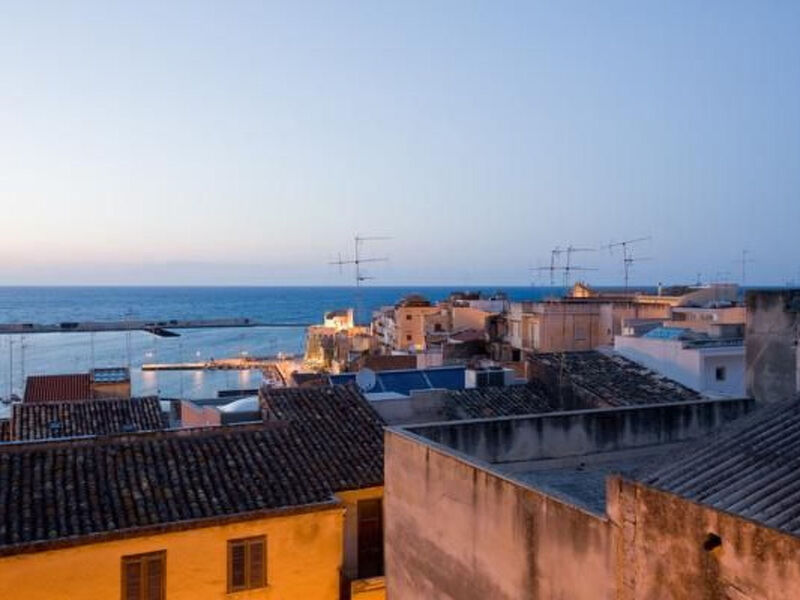 'La Marina'