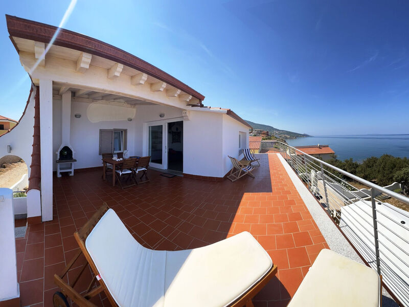 Schöne und private Wohnung am Meer
