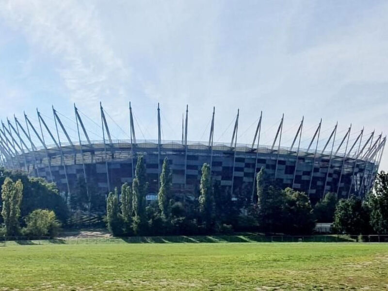 BESSERER PLATZ: Klassisches Warschau