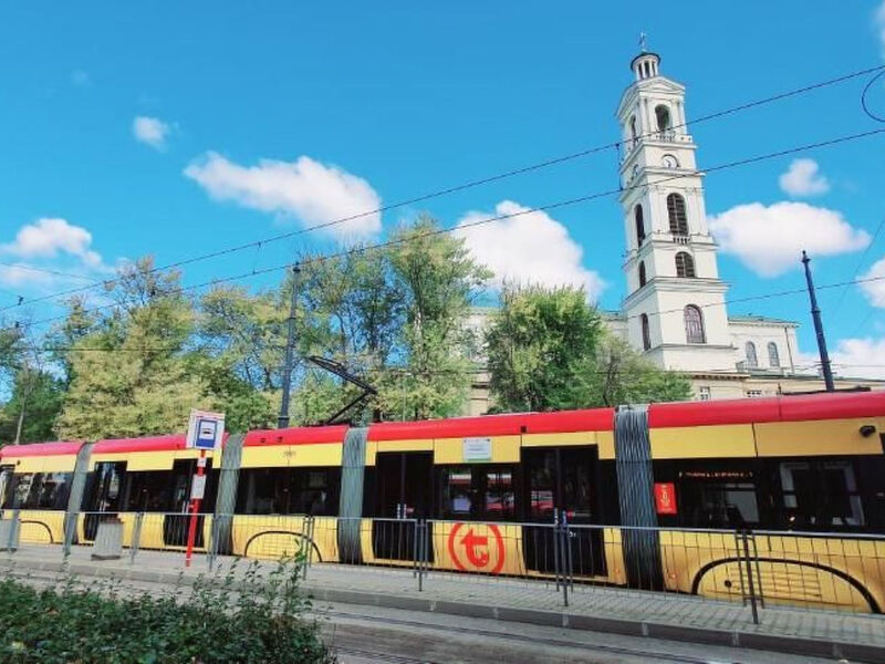 BESSERER PLATZ: Klassisches Warschau
