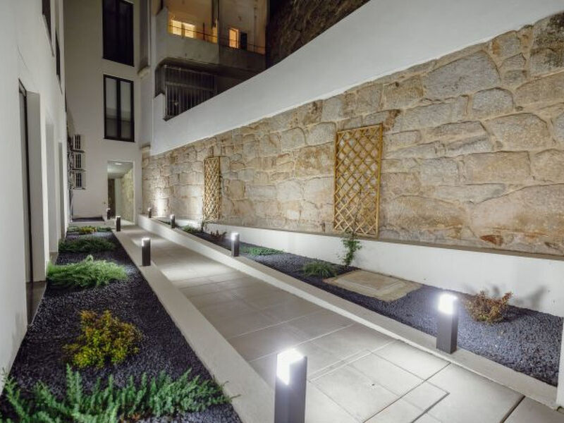 COURTYARD OPORTO DESIGN APARTMENT H