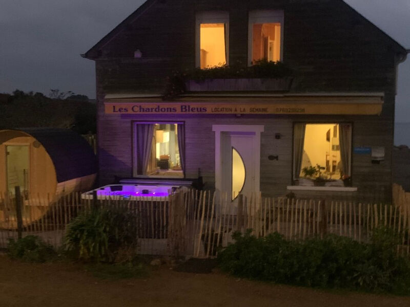 Les Chardons Bleus Sauna Jacuzzi Meerblick