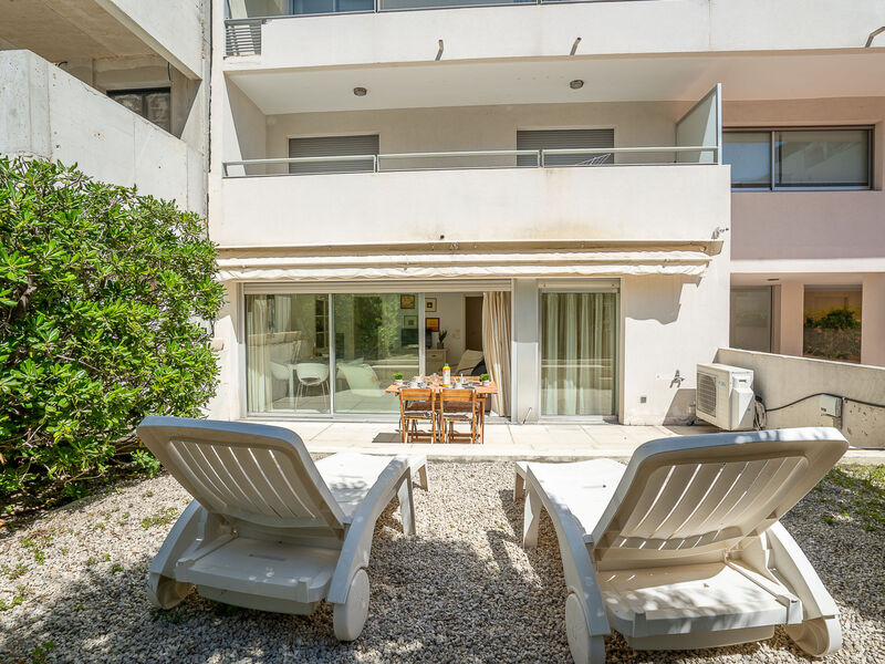 Cannes Bay