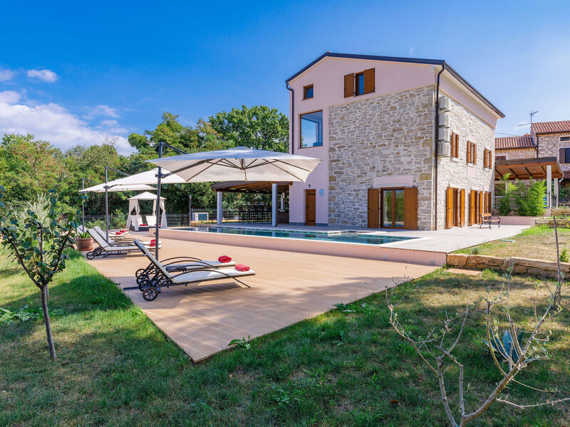 Vila Julia