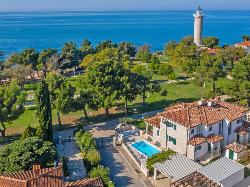 Vila Beach Front
