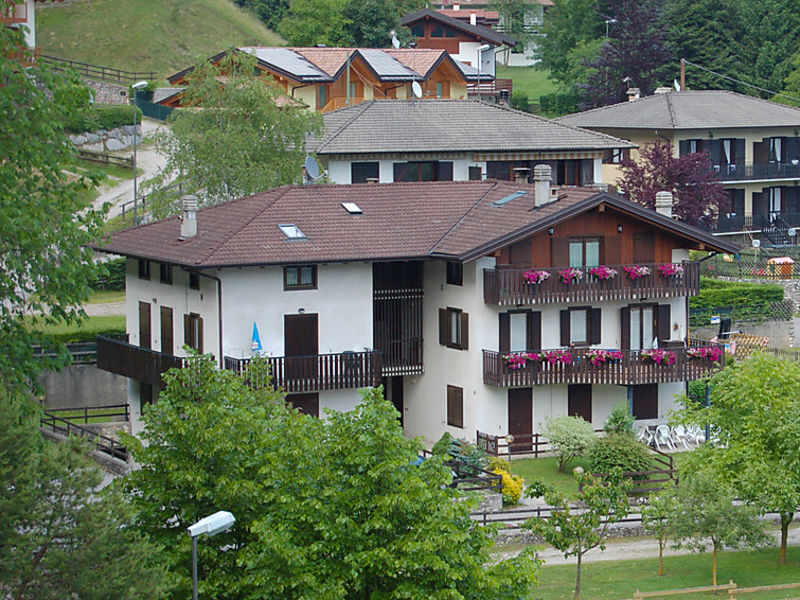 Mezzolago