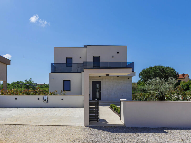 Vila Sandro