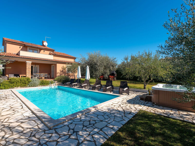 Casa Clara