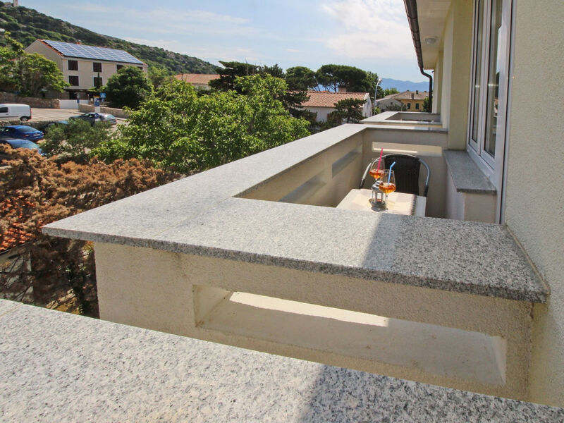 Modern eingerichtete Apartment ideal für junge Paaren im Zentrum von Baska