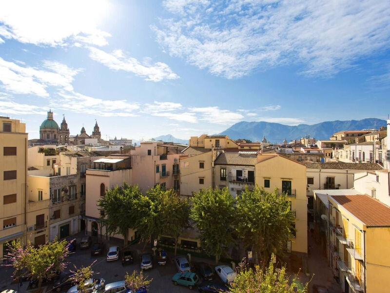 Wohnung im Stadtzentrum von Palermo, nur einen Steinwurf vom Teatro Massimo ent