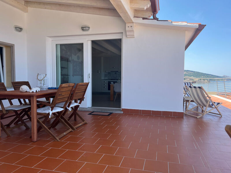 Schöne und private Wohnung am Meer