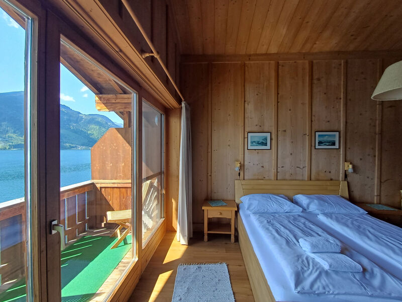 Waterfront Apartment 3