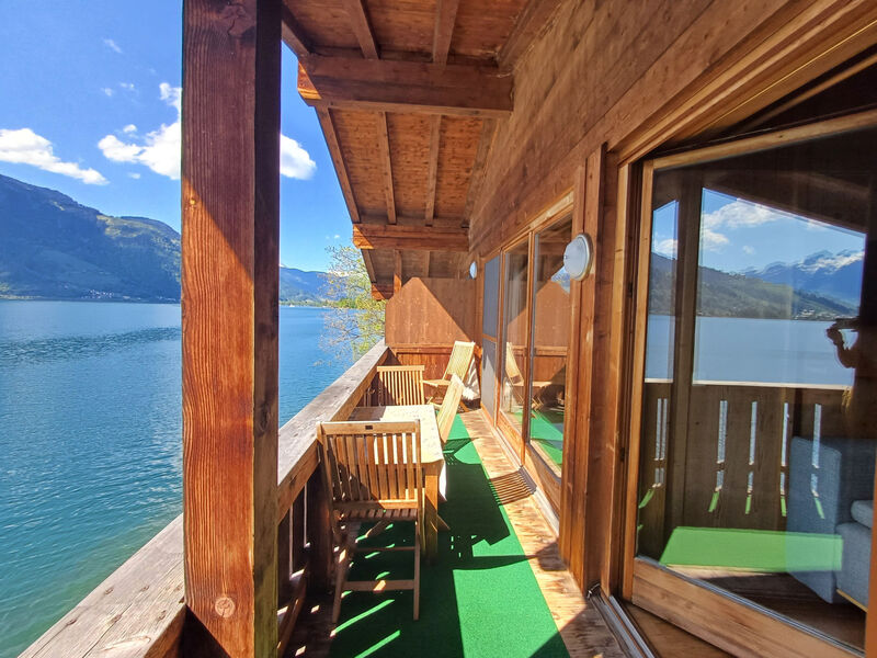 Waterfront Apartment 3