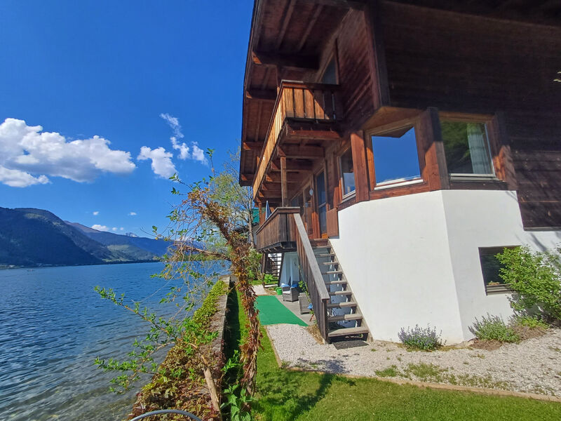 Waterfront Apartment 3