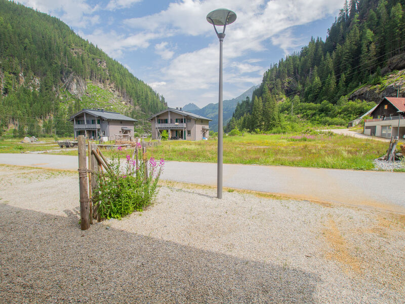 Lodge Enzian 194 im Tauerndorf Enzingerboden