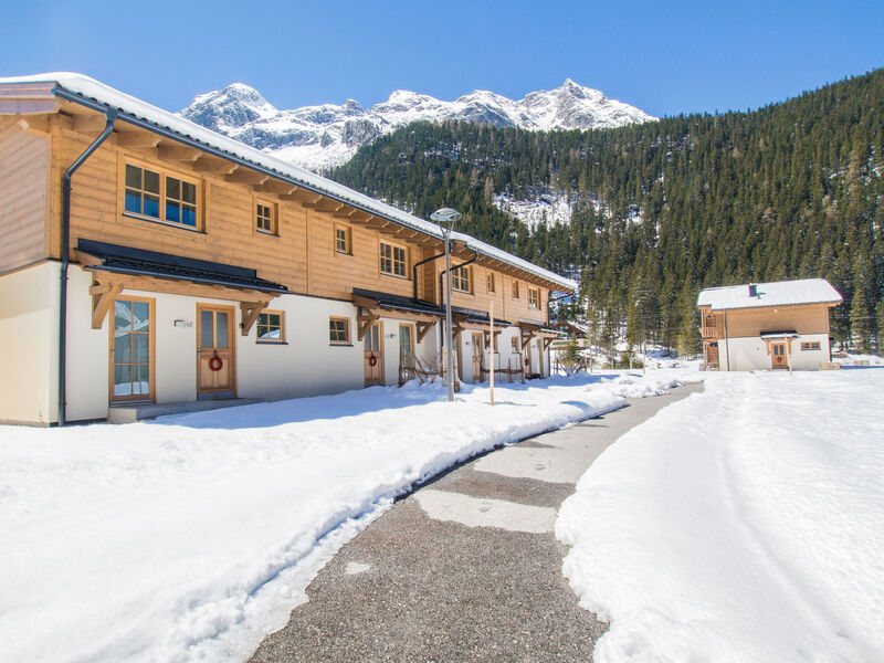 Lodge Enzian 194 im Tauerndorf Enzingerboden