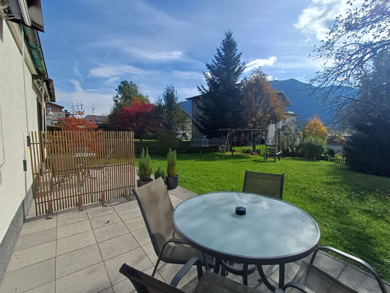 Profelt Apartment B, für 4,zentrale Lage, große Te