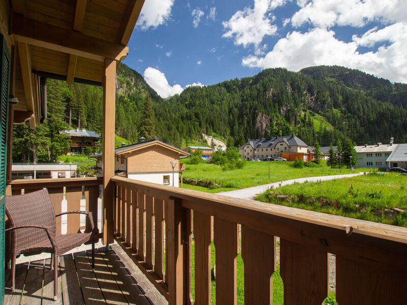 Lodge Adlerhorst 178 im Tauerndorf Enzingerboden
