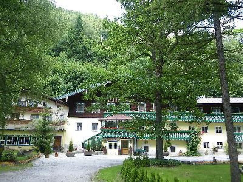 nahe den Skigebieten und Ausgangspunkt zu Sehenswürdigkeiten