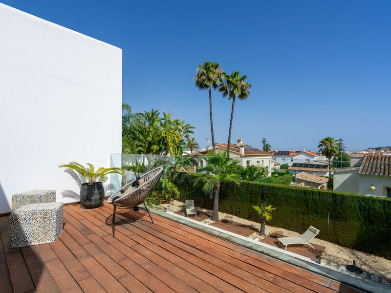 Zenith Denia