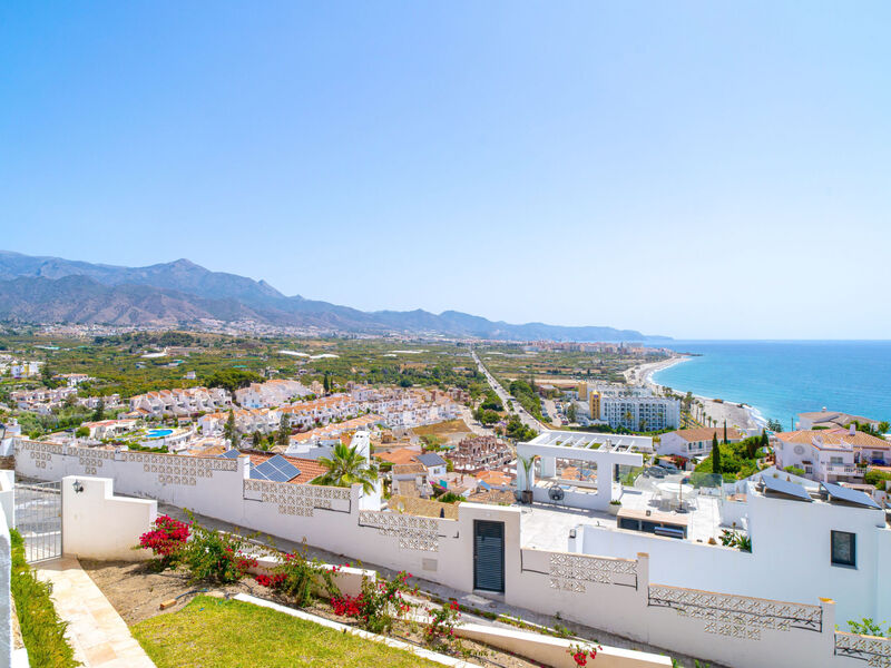 Mirador de Punta Lara by Casasol