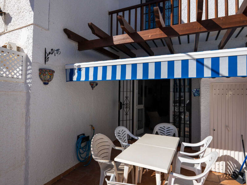 Los Pinos 29 Villas by Casasol