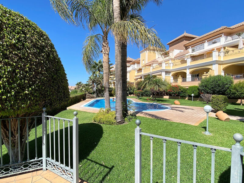 Senorio de Capistrano by Casasol