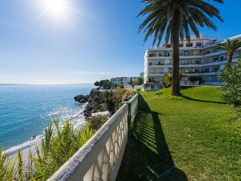 Acapulco Playa 302 by Casasol